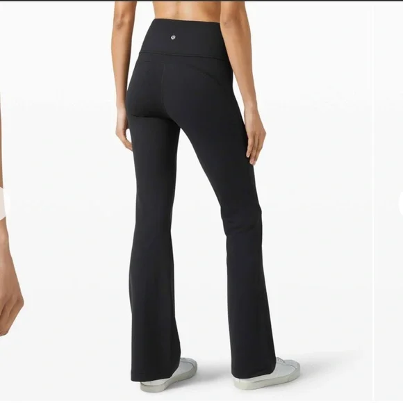 NWT LULULEMON Groove Super-High-Rise Flared Pant (2) - Picture 2 of 4